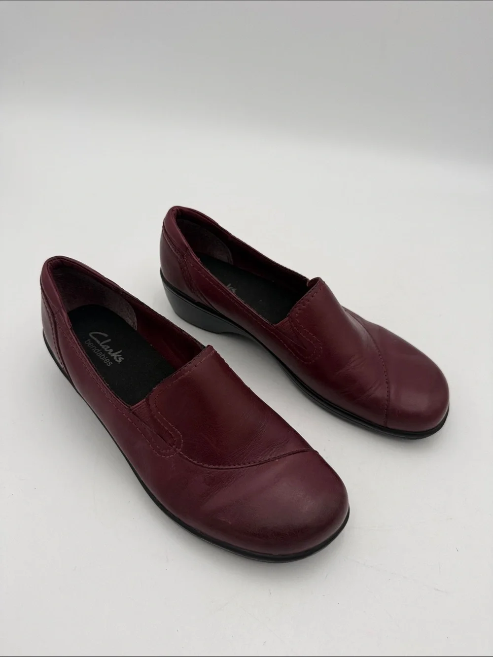 Clarks Women’s Burgundy Slip-On Comfort Loafers women’s 8M casual office Y2K